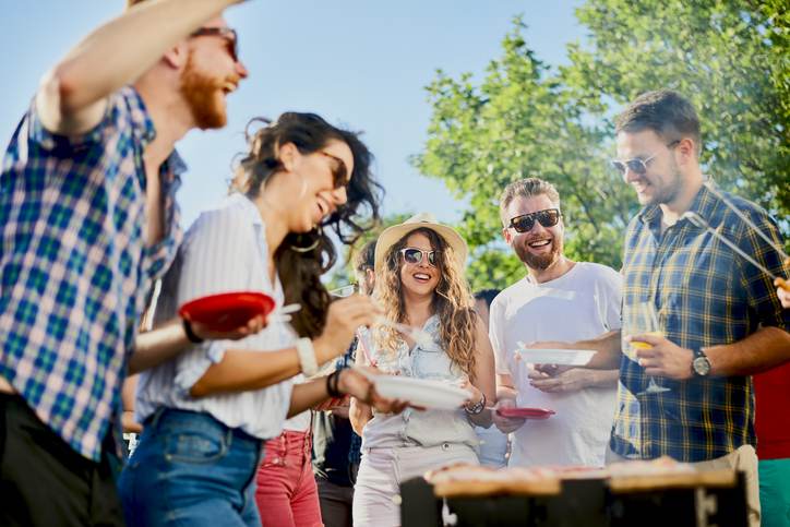Summer Entertaining Tips In Pearland 1 GettyImages 800419904